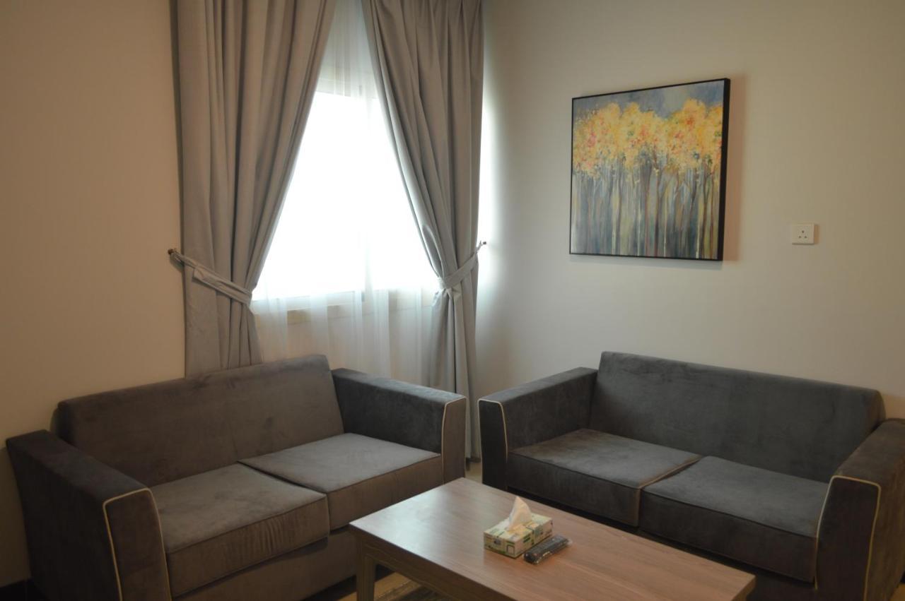 Terrace View 3 Apartment Dammam Luaran gambar